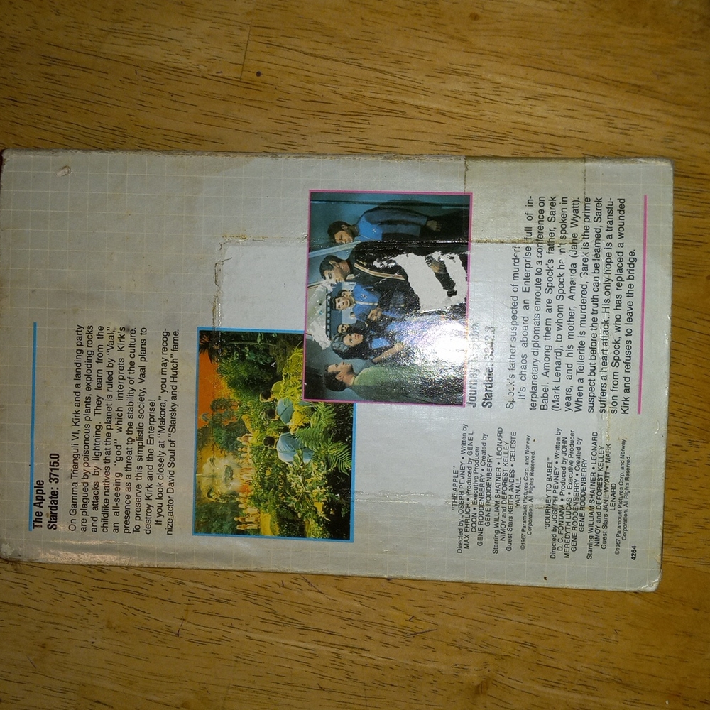 STAR TREK collectors  edition Excellent  condition, - Picture 2 of 3